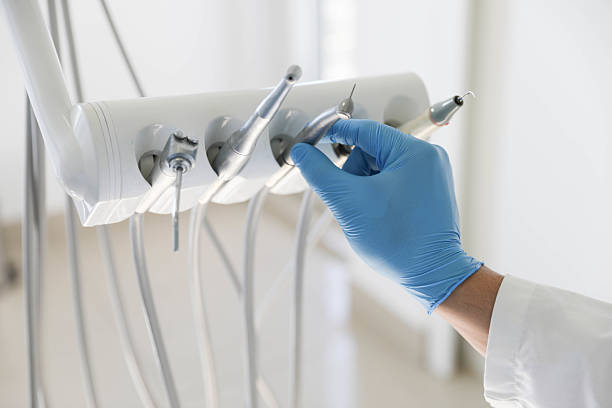 Professional Teeth Whitening technician working in Bawcomville, LA